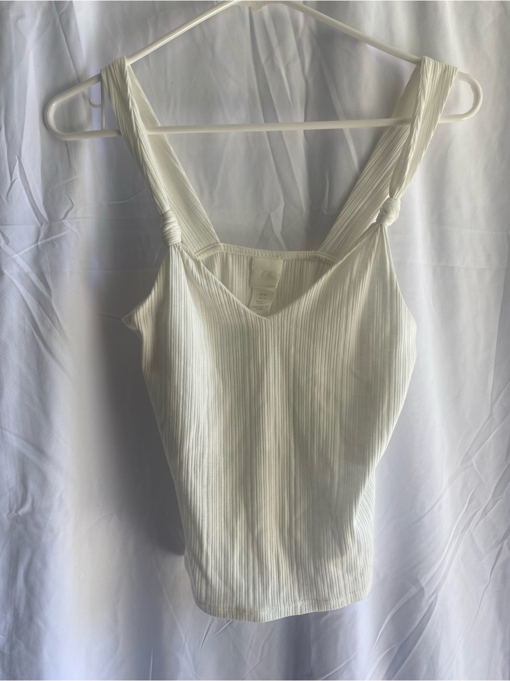H&M White Ribbed V-Neck Tank